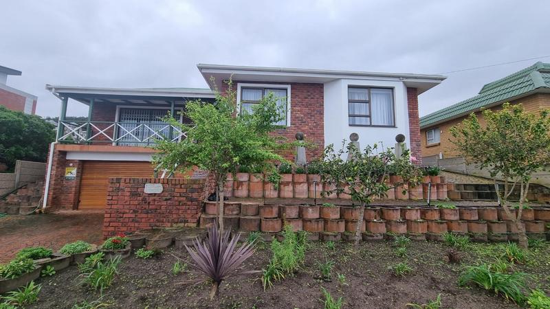 3 Bedroom Property for Sale in Outeniqua Strand Western Cape